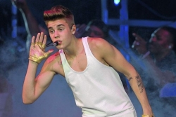 Bieber investigated for reckless driving